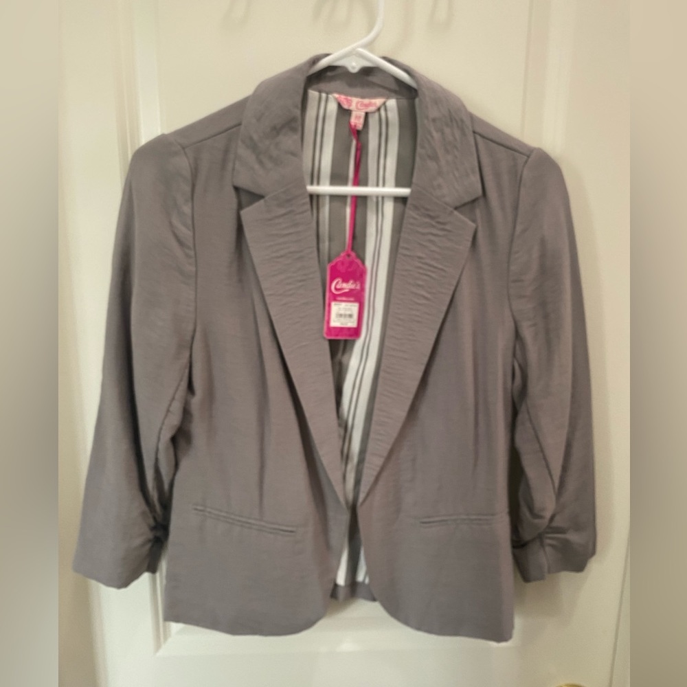 New with tag, gray blazer